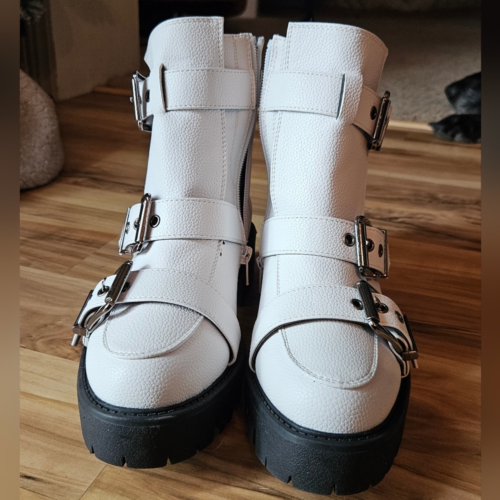 Krush White Triple Buckle Combat Boots  Fits Women 6